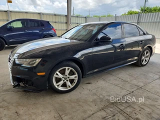 AUDI A4 2.0T