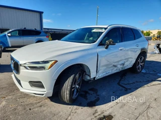 VOLVO XC60 T5 MOMENTUM