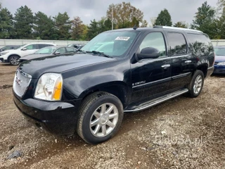 GMC YUKON XL DENALI