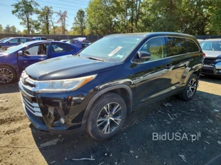 TOYOTA HIGHLANDER XLE