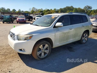 TOYOTA HIGHLANDER SPORT