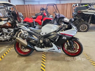 SUZUKI GSX-R750