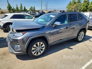 TOYOTA RAV4 XLE PREMIUM