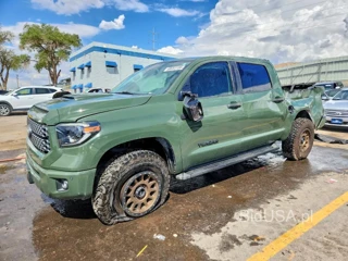 TOYOTA TUNDRA SR5