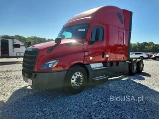 FREIGHTLINER CASCADIA 126