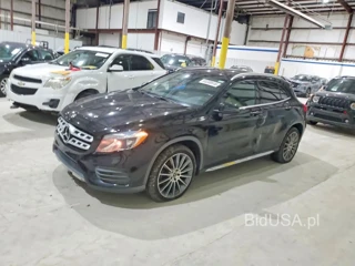 MERCEDES-BENZ GLA 250 4MATIC