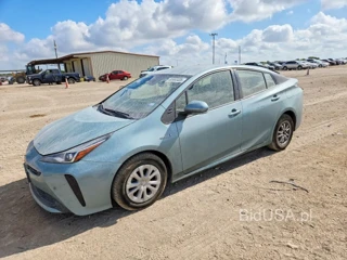 TOYOTA PRIUS LE
