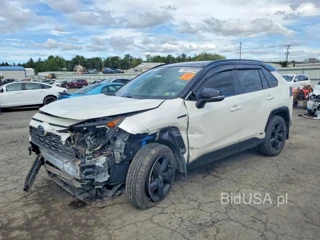 TOYOTA RAV4 XSE