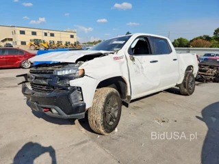 CHEVROLET SILVERADO K1500 LT TRAIL BOSS