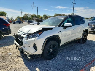 TOYOTA RAV4 XSE