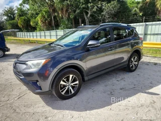TOYOTA RAV4 XLE
