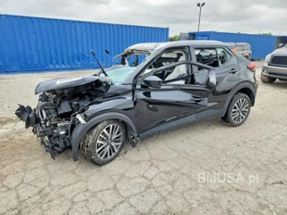 NISSAN KICKS SV