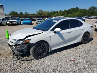 TOYOTA CAMRY XSE
