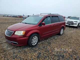 CHRYSLER TOWN & COUNTRY TOURING