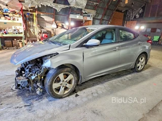HYUNDAI ELANTRA GLS