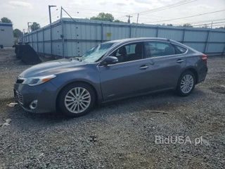 TOYOTA AVALON HYBRID XLE PREMIUM