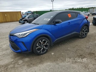 TOYOTA C-HR XLE