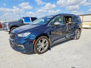 CHRYSLER PACIFICA PINNACLE