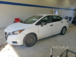 NISSAN VERSA S