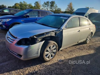 TOYOTA AVALON XLS