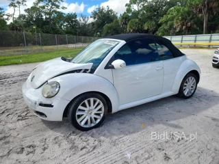 VOLKSWAGEN NEW BEETLE 2.5L