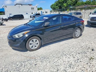 HYUNDAI ELANTRA SE