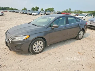 FORD FUSION S