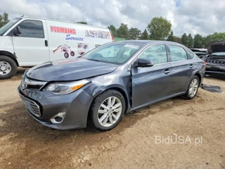 TOYOTA AVALON XLE