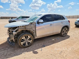 MITSUBISHI OUTLANDER SPORT ES