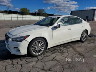 INFINITI Q50 LUXE
