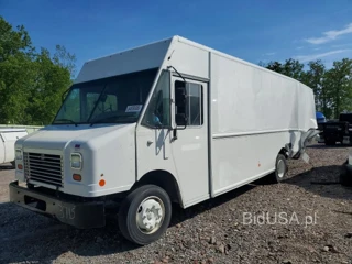 FRHT - FREIGHTLINER M2