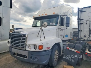 FREIGHTLINER CST120