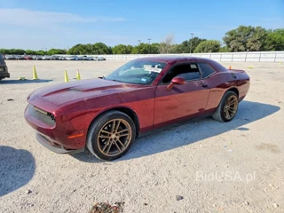 DODGE CHALLENGER SXT