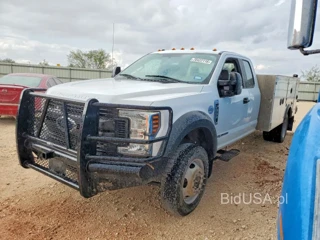 FORD F550 SUPER DUTY