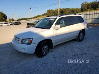 TOYOTA HIGHLANDER SPORT