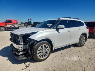 TOYOTA HIGHLANDER HYBRID PLATINUM