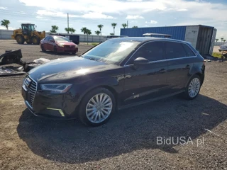 AUDI A3 E-TRON PREMIUM PLUS