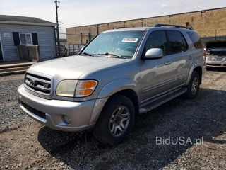 TOYOTA SEQUOIA SR5