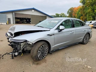 HYUNDAI SONATA HYBRID SEL