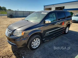 CHRYSLER TOWN & COUNTRY TOURING L