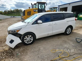 KIA SEDONA LX