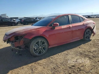TOYOTA CAMRY XSE
