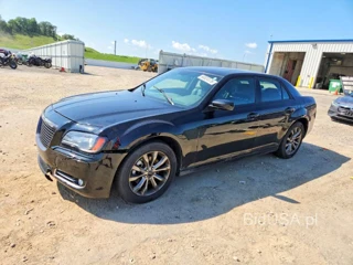 CHRYSLER 300 S