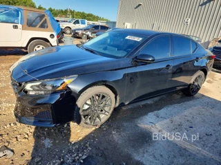 NISSAN ALTIMA SR