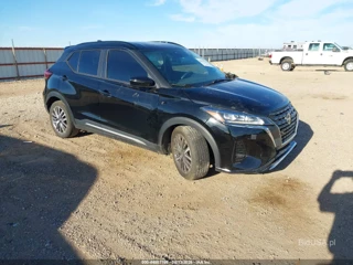 NISSAN NISSAN KICKS SR XTRONIC CVT