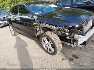 MERCEDES-BENZ MERCEDES-BENZ GLA 250 4MATIC