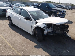NISSAN NISSAN ALTIMA SV FWD