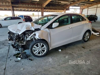 HYUNDAI ELANTRA GT BASE