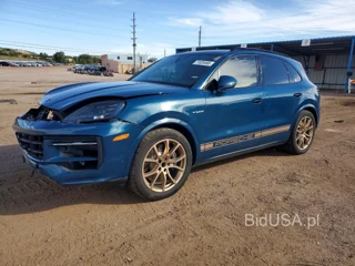 PORSCHE CAYENNE E-HYBRID