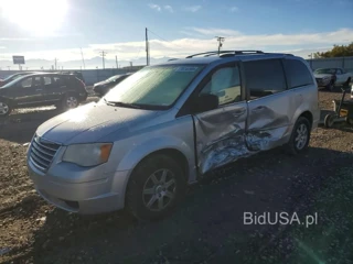 CHRYSLER TOWN & COUNTRY TOURING